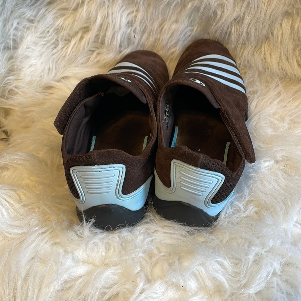 Champion Shoes - Picture 4 of 8